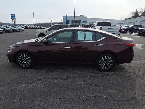 2023 Nissan Altima 2.5 SV