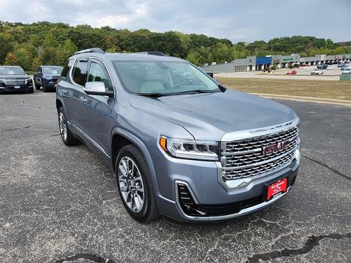 2020 GMC Acadia Denali
