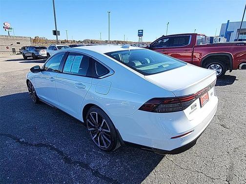 2025 Honda Accord Hybrid Touring