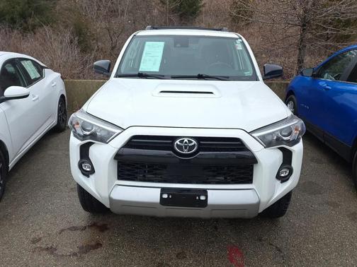 2023 Toyota 4Runner TRD Off Road