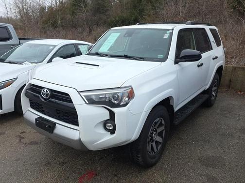 2023 Toyota 4Runner TRD Off Road