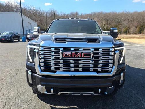 2024 GMC Sierra 2500 Denali
