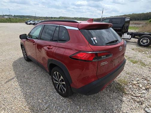 Barcelona Red Metallic 2022 Toyota Corolla Cross XLE