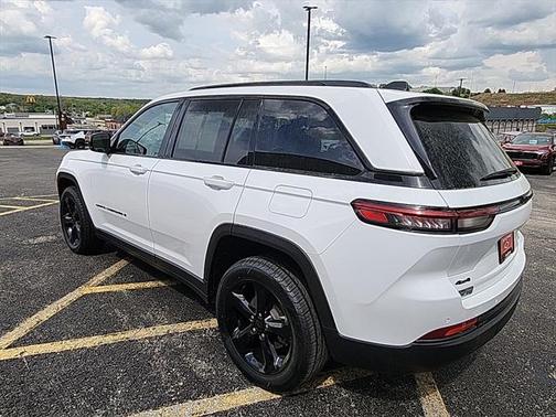 2023 Jeep Grand Cherokee Limited X