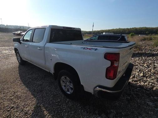 Summit White 2021 Chevrolet Silverado 1500 LT