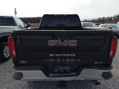 2022 GMC Sierra 2500 SLT