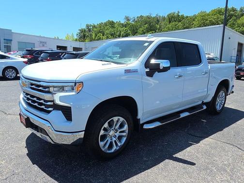Polar White Tricoat 2026 Chevrolet Silverado 1500 LTZ