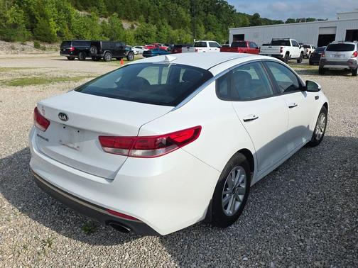 Snow White Pearl 2016 Kia Optima LX
