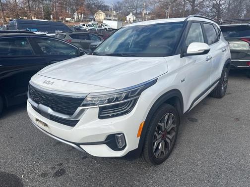 2022 Kia Seltos SX