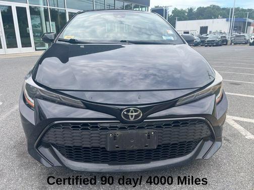 Midnight Black Metallic 2021 Toyota Corolla Hatchback SE