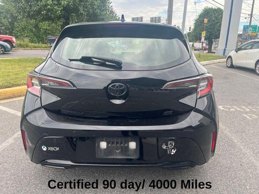 Midnight Black Metallic 2021 Toyota Corolla Hatchback SE