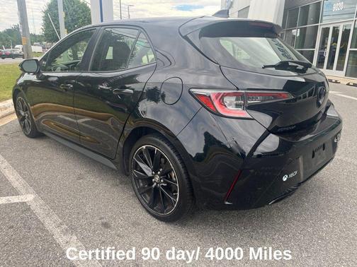 Midnight Black Metallic 2021 Toyota Corolla Hatchback SE