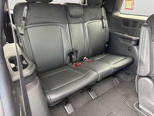 Terrain 2027 Kia Telluride SX