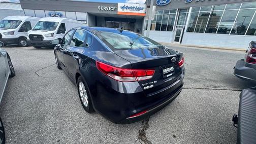 2017 Kia Optima LX