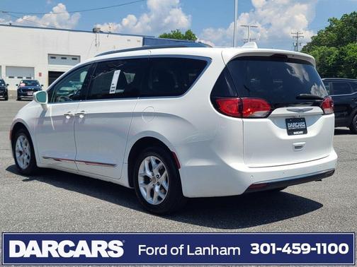 2020 Chrysler Pacifica Touring-L