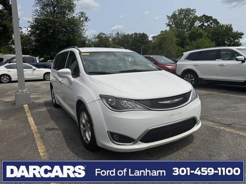 2020 Chrysler Pacifica Touring-L