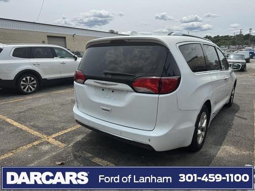2020 Chrysler Pacifica Touring-L