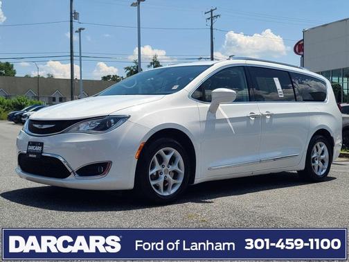 2020 Chrysler Pacifica Touring-L