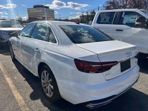 2022 Audi A4 40 Premium