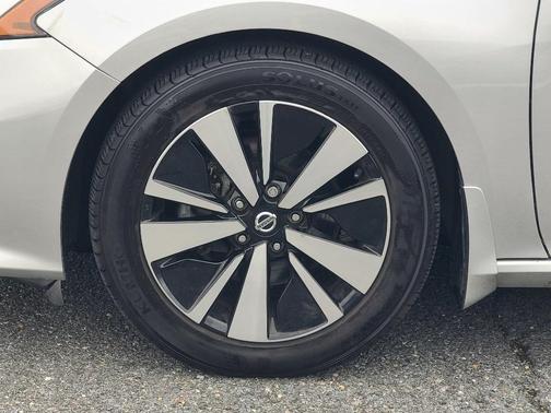 2022 Nissan Altima 2.5 SL