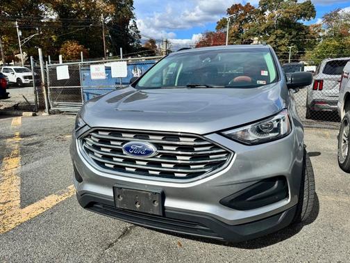 2020 Ford Edge SE