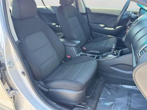 Silky Silver 2017 Kia Forte LX