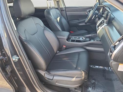 2022 Kia Sorento Hybrid EX