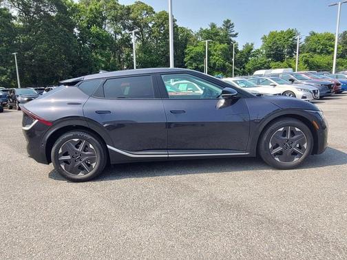 2025 Kia EV6 Light Long Range