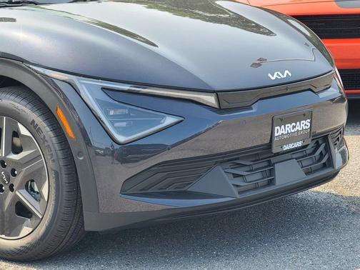 2025 Kia EV6 Light Long Range
