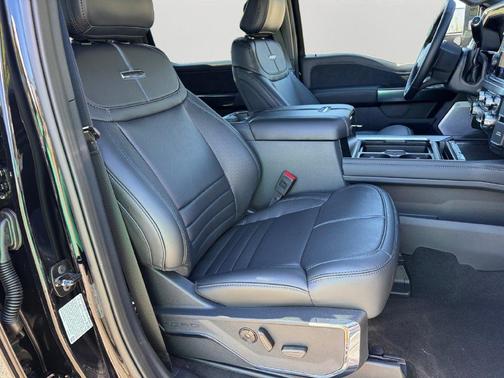 Agate Black Metallic 2027 Ford F-250 Platinum