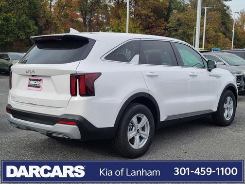2025 Kia Sorento LX