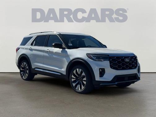 Star White 2027 Ford Explorer Platinum