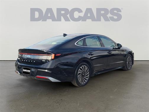 2024 Hyundai SONATA Hybrid Limited