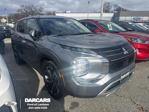 2024 Mitsubishi Outlander SE