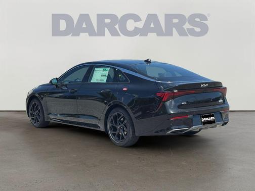 Aurora Black Pearl 2026 Kia K5 GT-Line