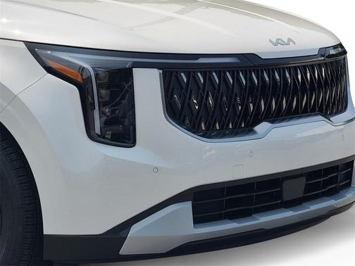 2025 Kia Carnival LXS