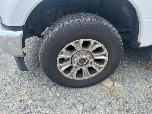 Oxford White 2022 Ford F-250 XLT