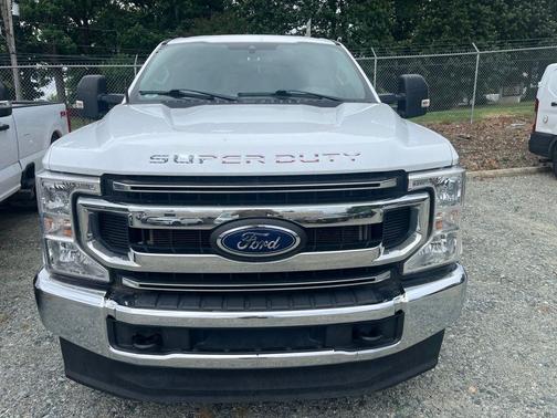 Oxford White 2022 Ford F-250 XLT