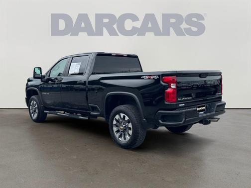 Black 2024 Chevrolet Silverado 2500 Custom