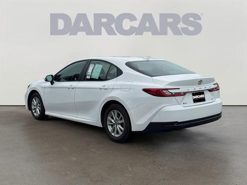 Ice 2025 Toyota Camry LE