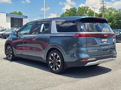 2022 Kia Carnival EX