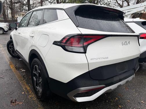 2024 Kia Sportage LX