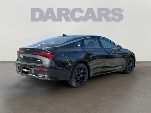 Aurora Black Pearl 2026 Kia K5 GT-Line