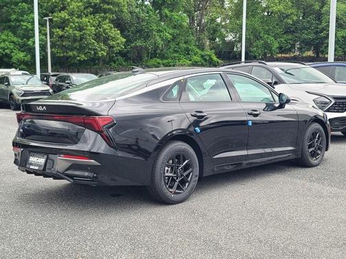 2025 Kia K5 LXS