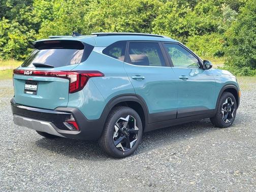 2025 Kia Seltos EX