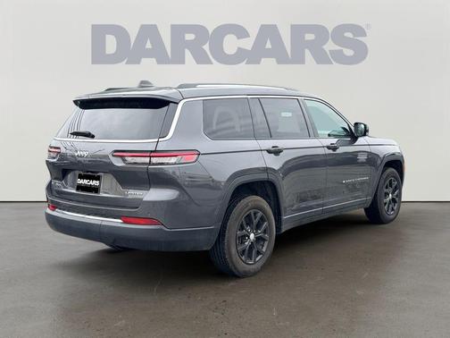 Metallic 2023 Jeep Grand Cherokee L Limited