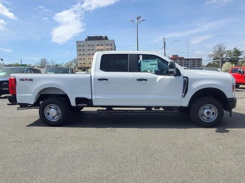 2025 Ford F-250 XL