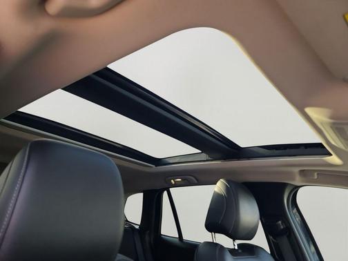 2024 Mazda CX-50 2.5 S Premium Package