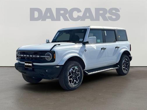 Oxford White 2026 Ford Bronco Outer Banks