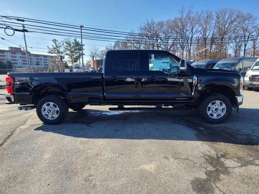 2025 Ford F-250 XLT